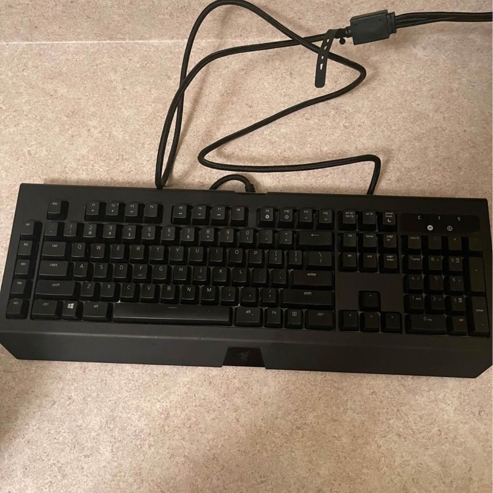 Razor BlackWidow Chroma V2 Cable Keyboard